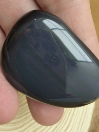 Regenboog obsidiaan platte steen