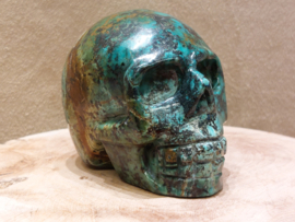 Turkoois human skull