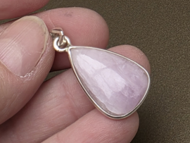 Kunziet hanger in zilver