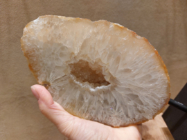 Agaat geode op standaard