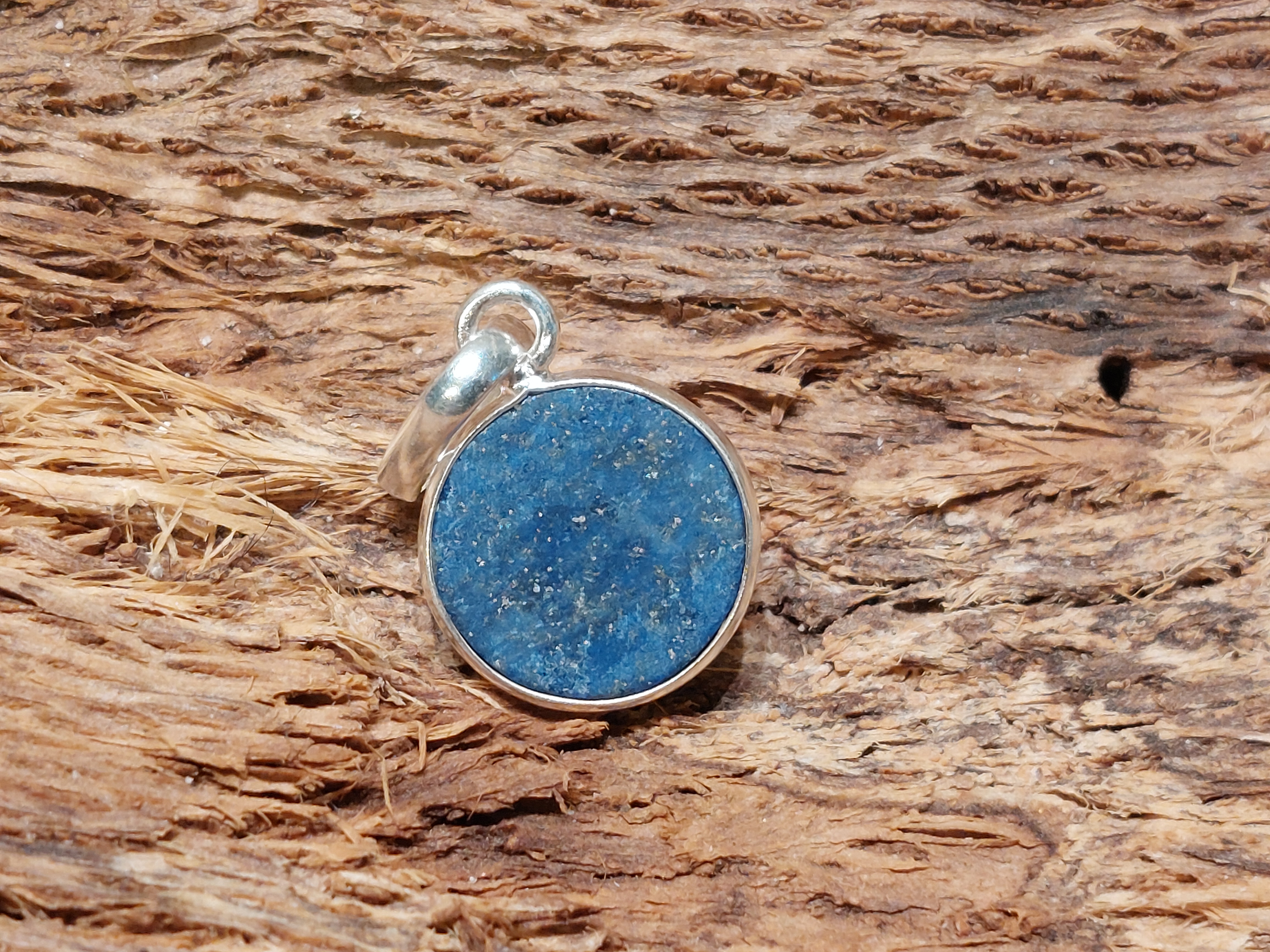 Lapis lazuli hanger in zilver