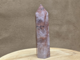 Agnitiet/hematoid kwarts punt