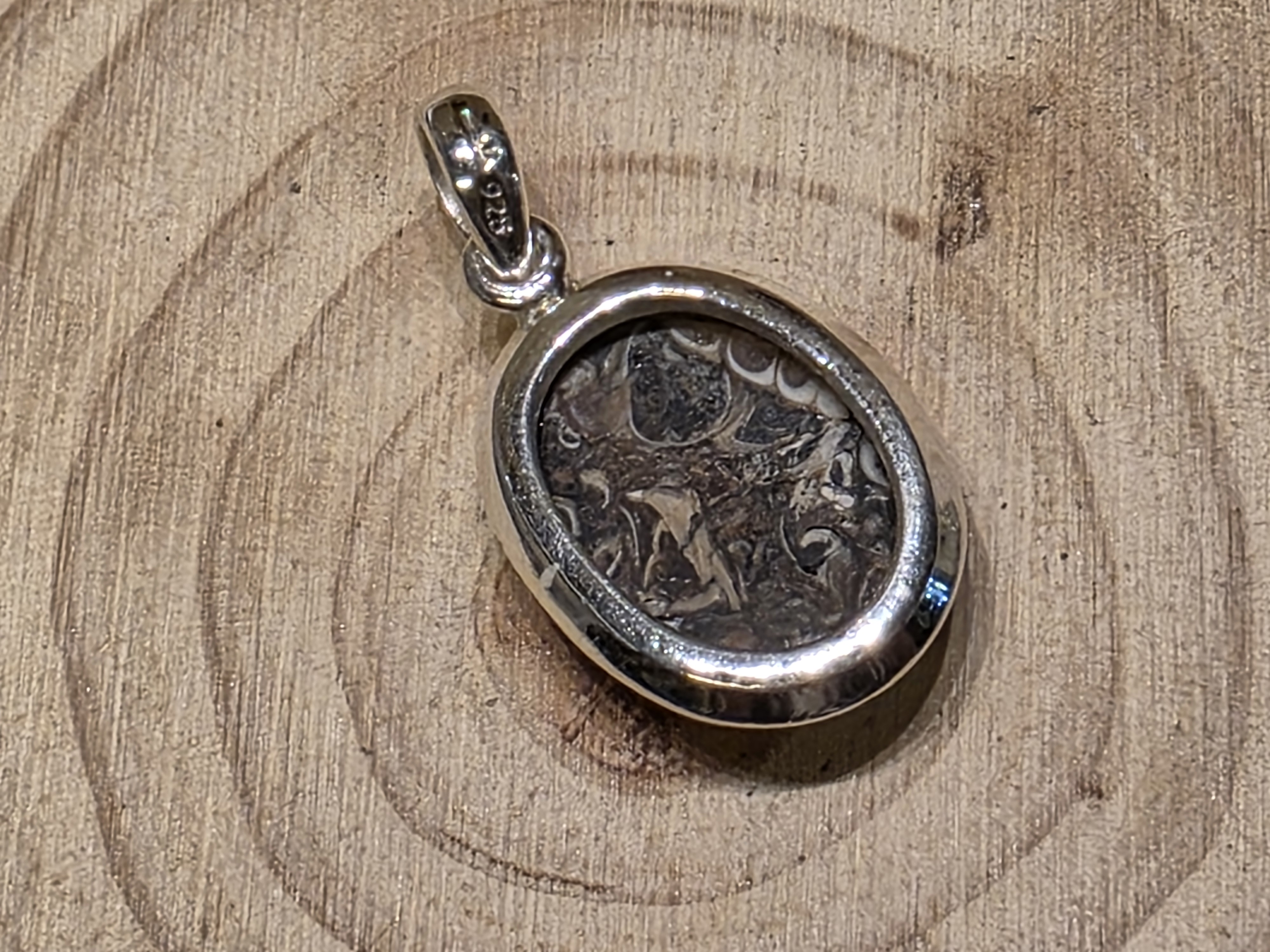 Turitella agaat hanger in zilver