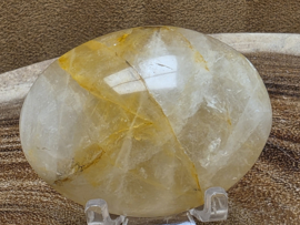 Golden healer of limoniet kwarts handsteen