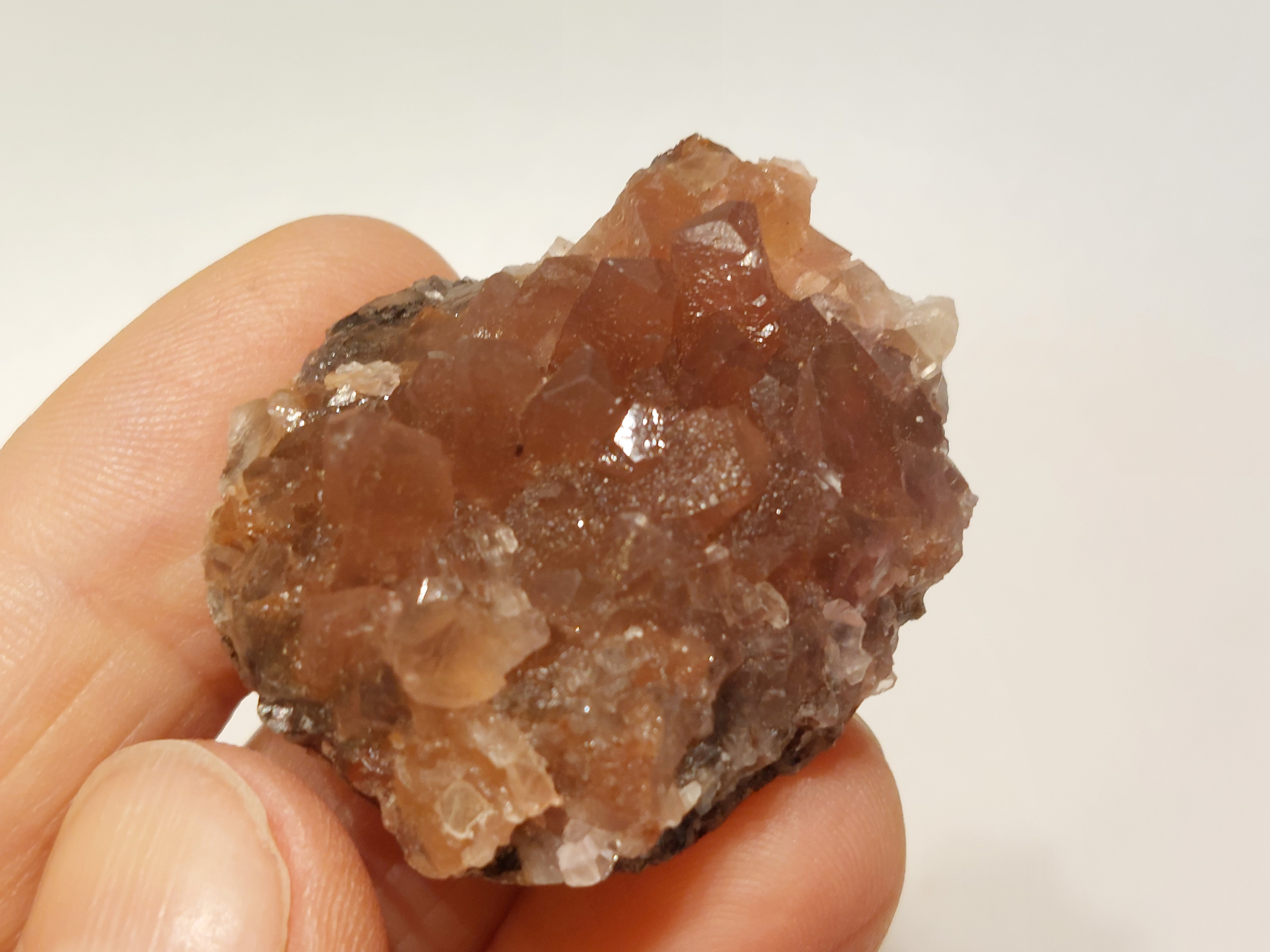 Kobalt calciet cluster uit Marokko