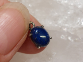 Lapis lazuli hangertje in zilver