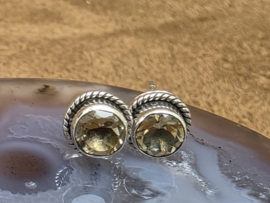 Gebrande amethist oorbellen in zilver