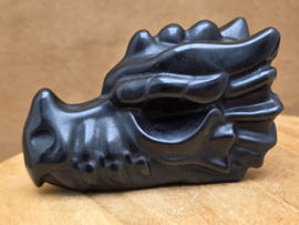Zwarte obsidiaan draak
