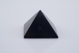 Shungit piramide 8 cm