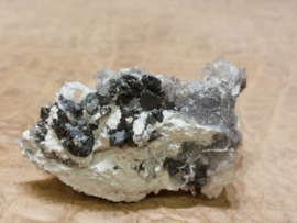 Kwarts met galeniet en mangano calciet, Peru