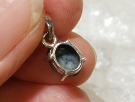 Lapis lazuli hangertje in zilver