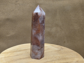 Agnitiet/hematoid kwarts punt