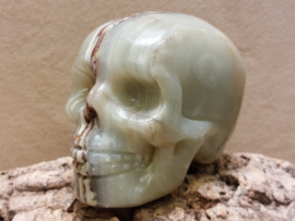 Onyx marmer human skull