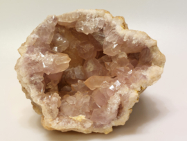 Roze amethist cluster