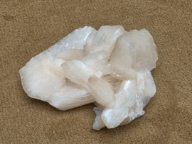 Stilbiet cluster