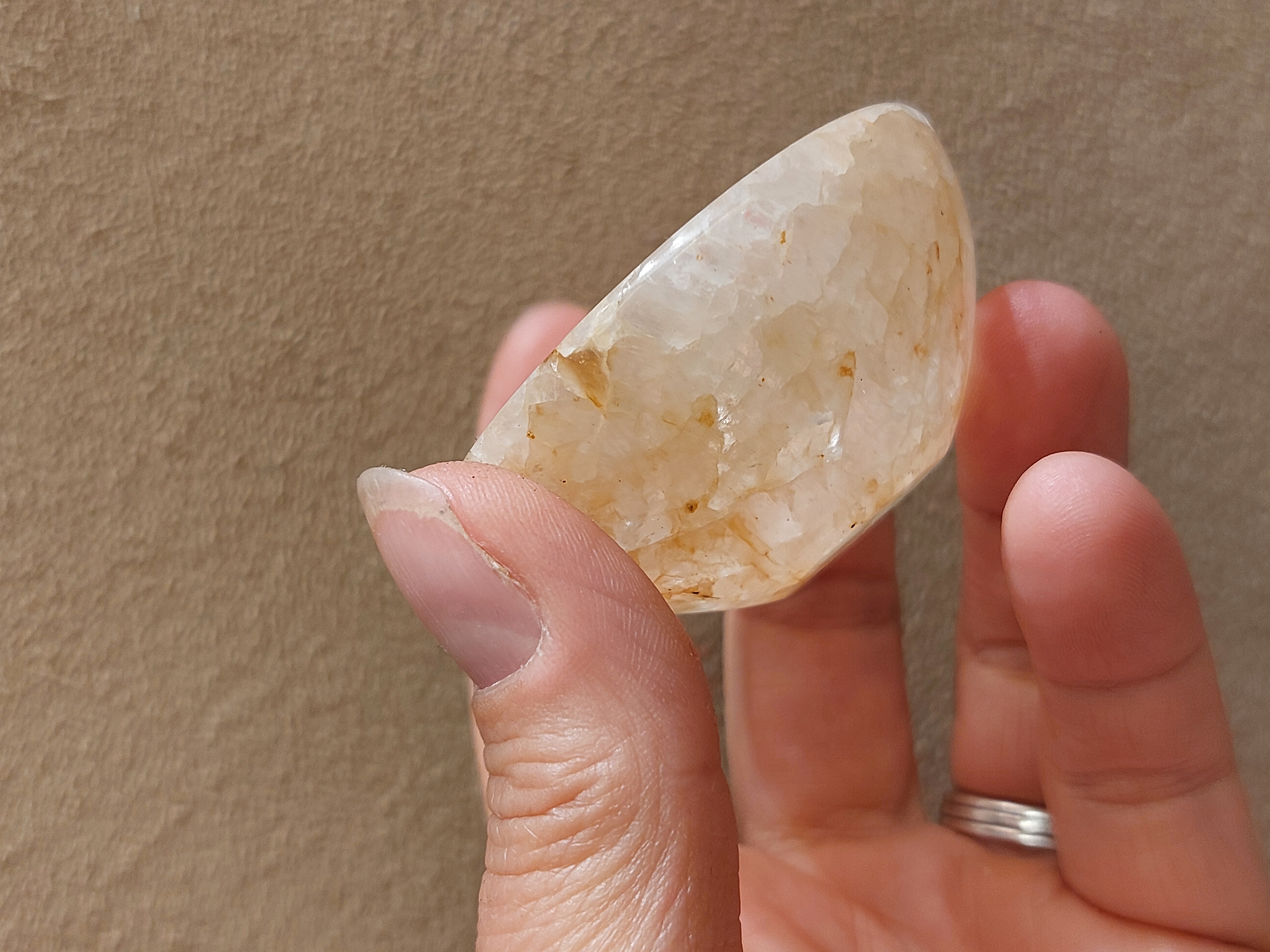 Golden healer of limoniet kwarts schaaltje