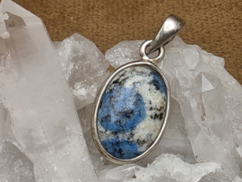 Azuriet van de K2 hanger in zilver