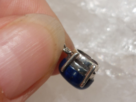 Lapis lazuli hangertje in zilver