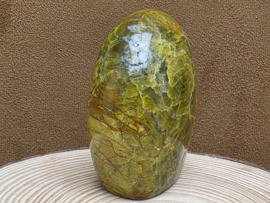 Groene opaal sculptuur