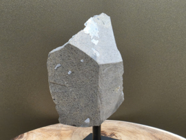 Amethist op standaard