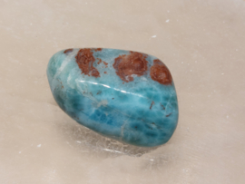 Larimar knuffelsteen
