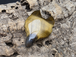 Tijgeroog wolf hanger doorboord