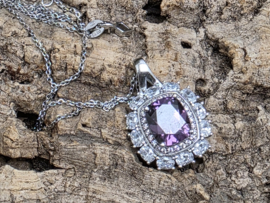 Amethist hanger in zilver met zilveren ketting en zirkoontjes