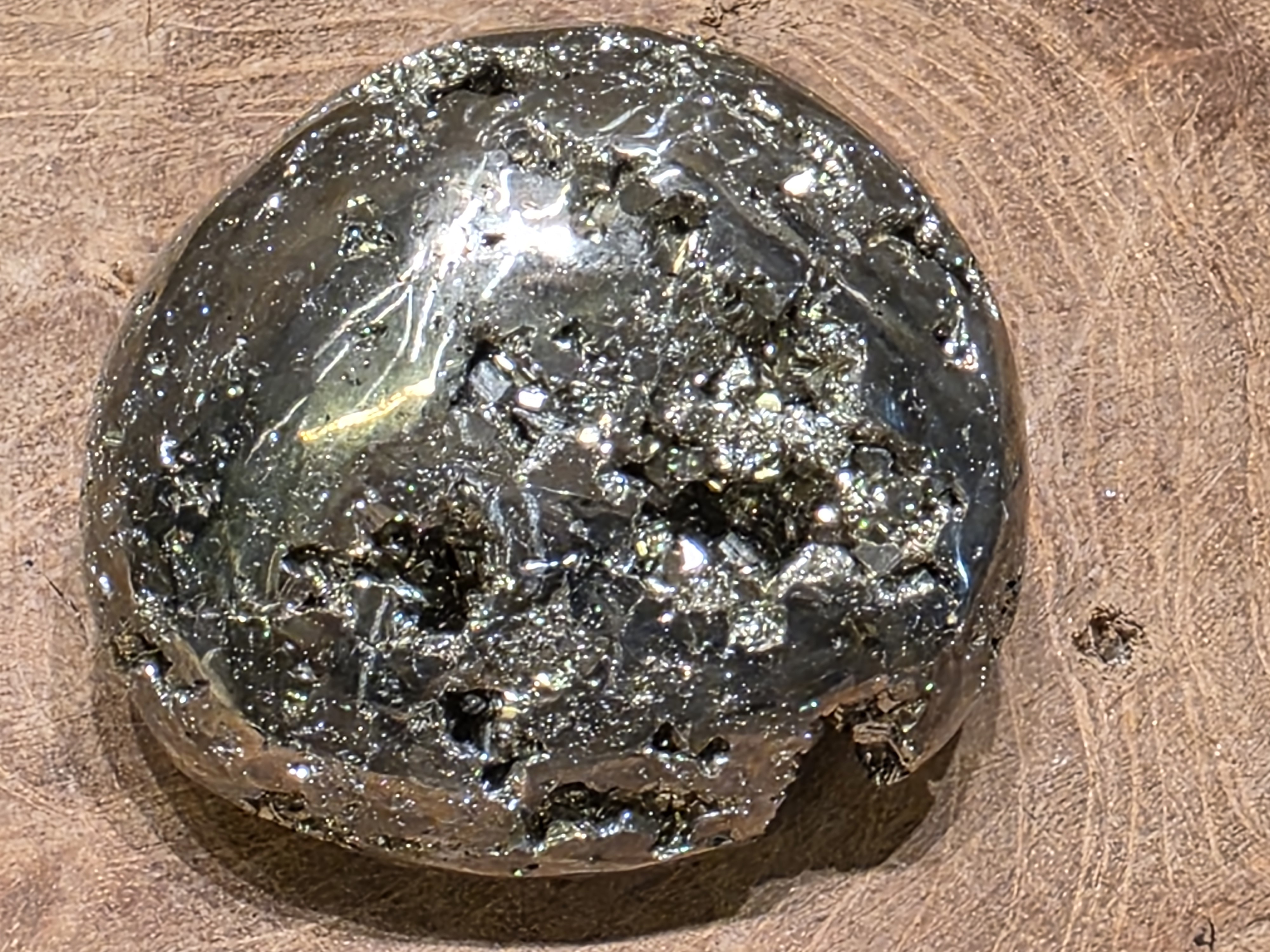 Pyriet handsteen