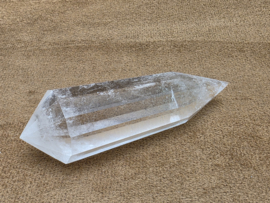 Bergkristal vogel phi kristal uit Brazilië