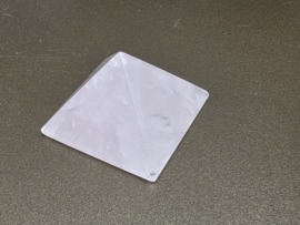 Rozenkwarts piramide