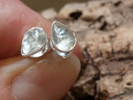 Bergkristal oorbellen in zilver