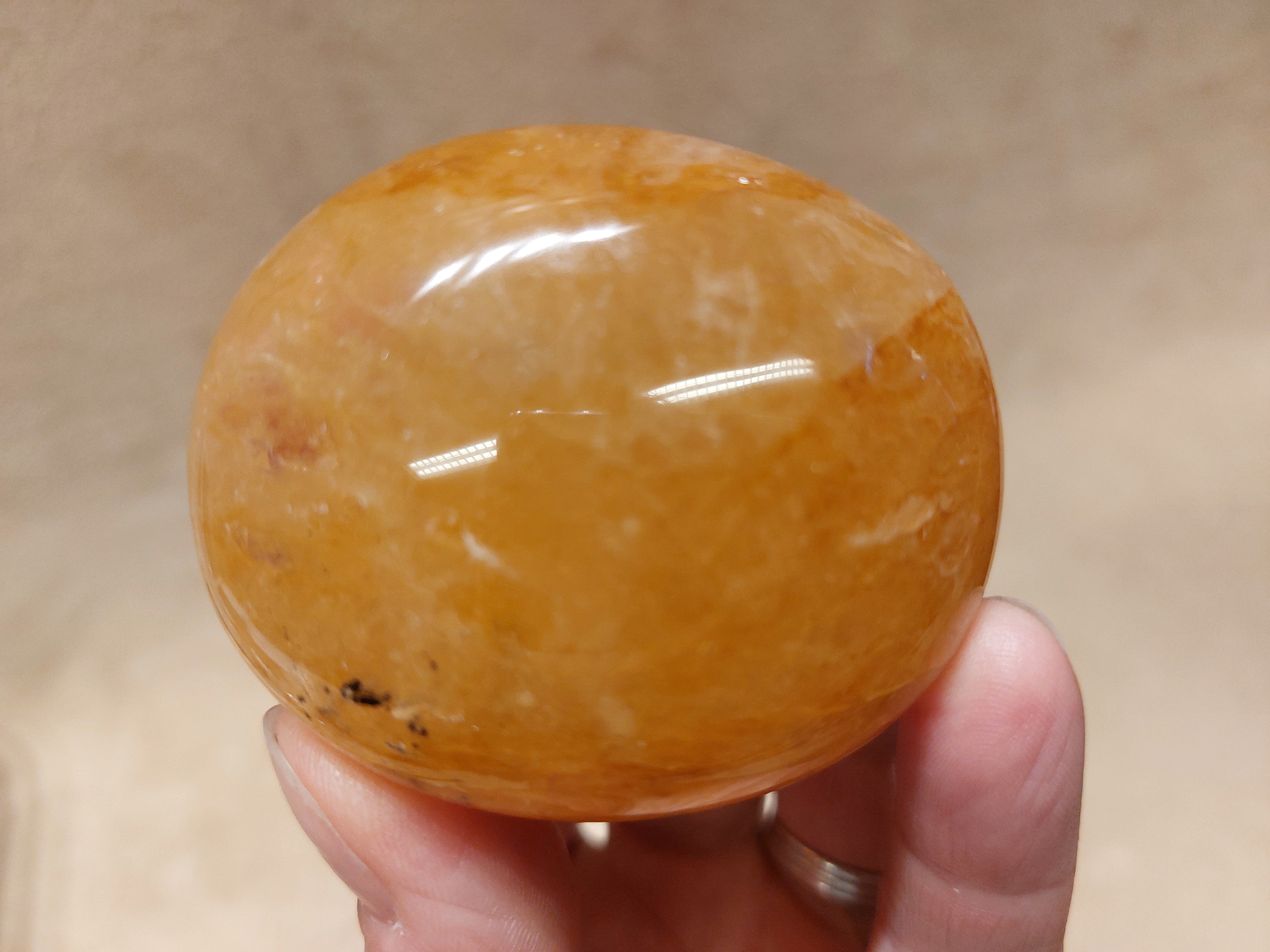 Golden healer of limoniet kwarts handsteen