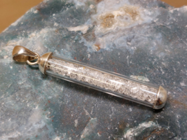 Herkimer diamantjes in glazen buisje hanger