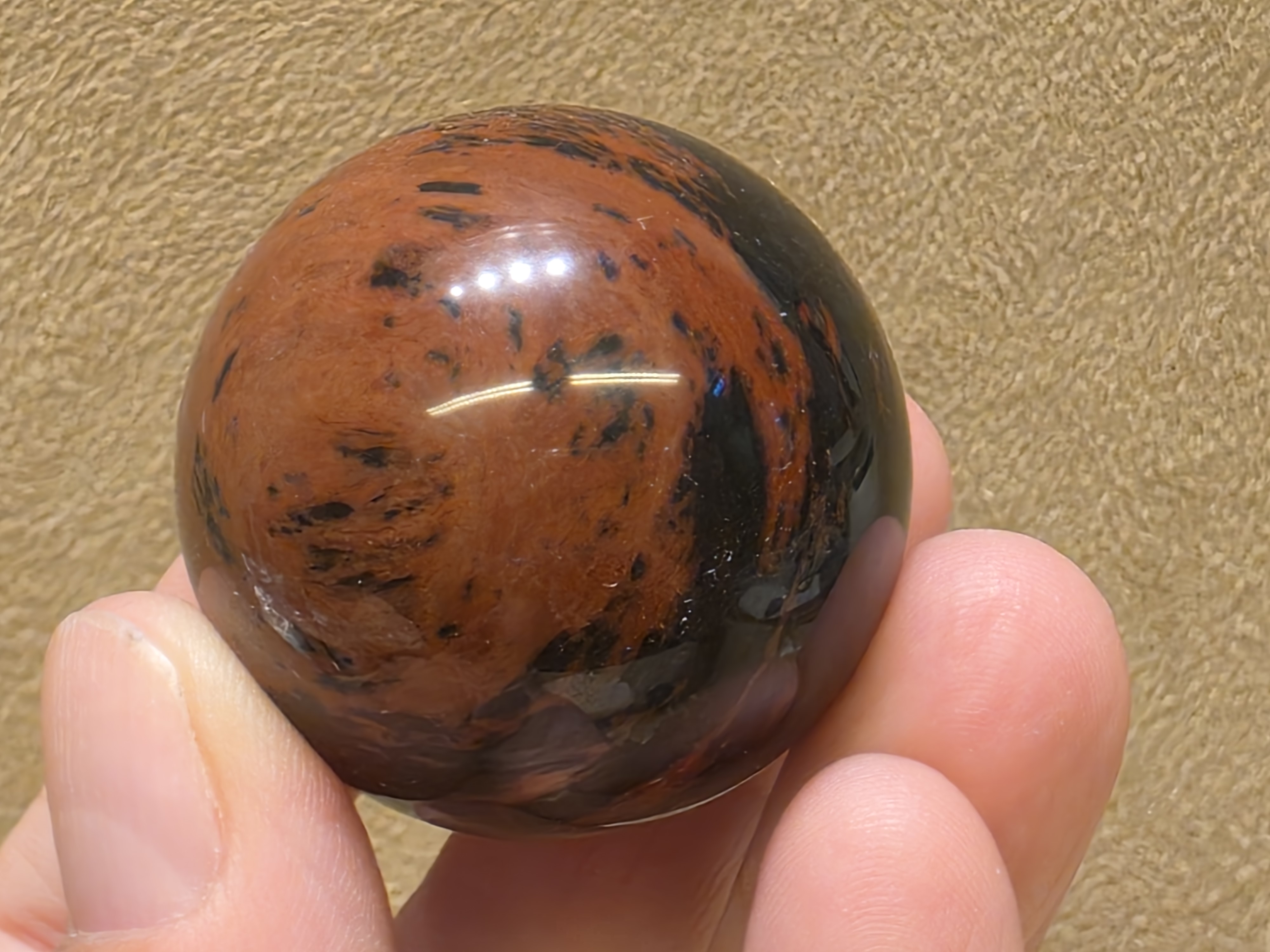 Mahonie obsidiaan bol