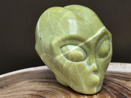 Serpentijn star being