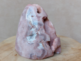 Roze amethist sculptuur