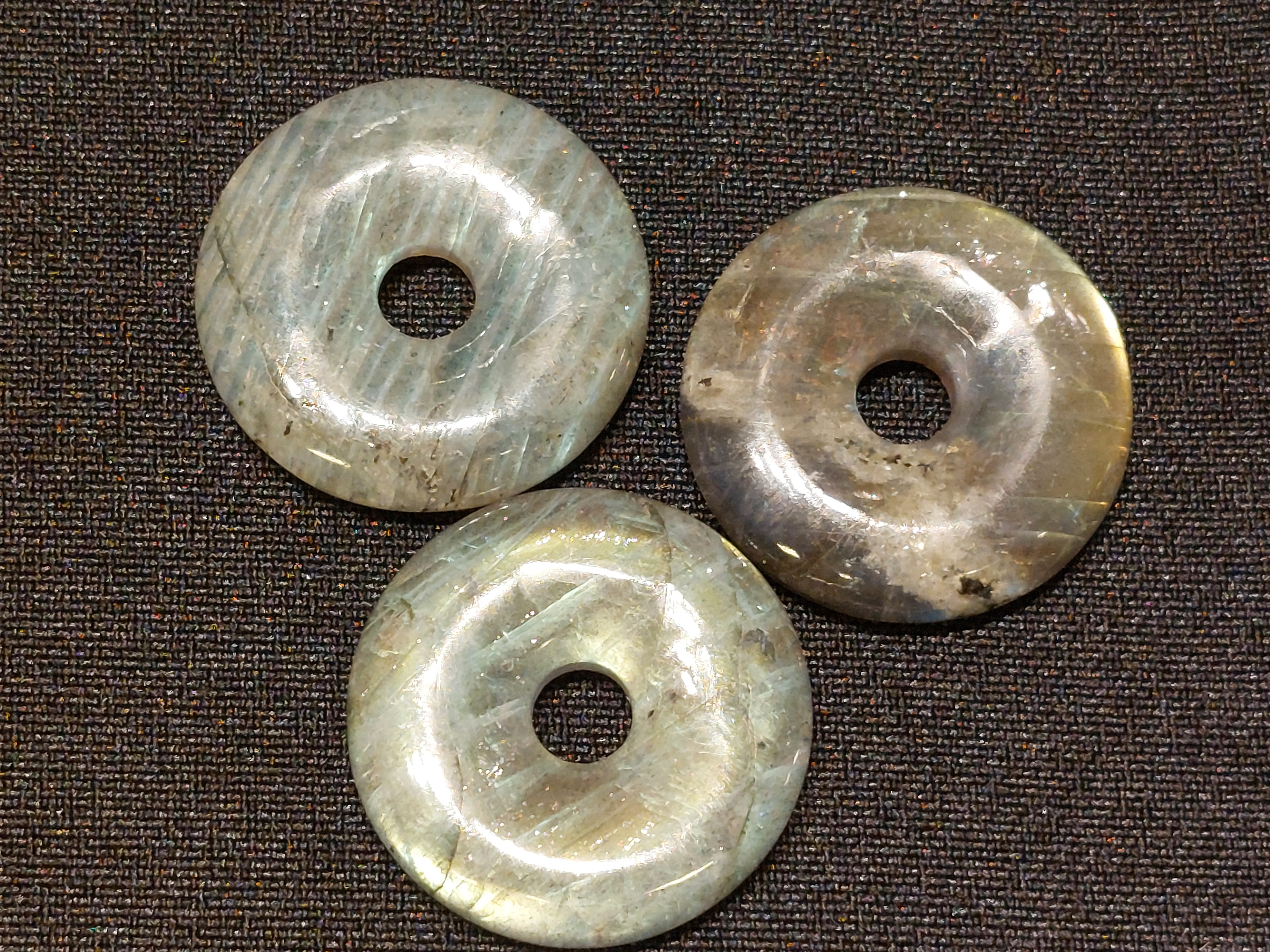 Labradoriet donut
