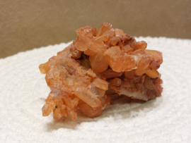 Tangarine kwarts cluster