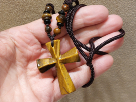 Ketting met tijgeroog kruis