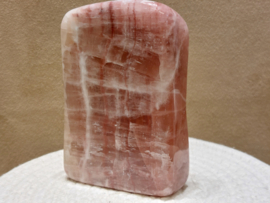 Rhodo calciet sculptuur