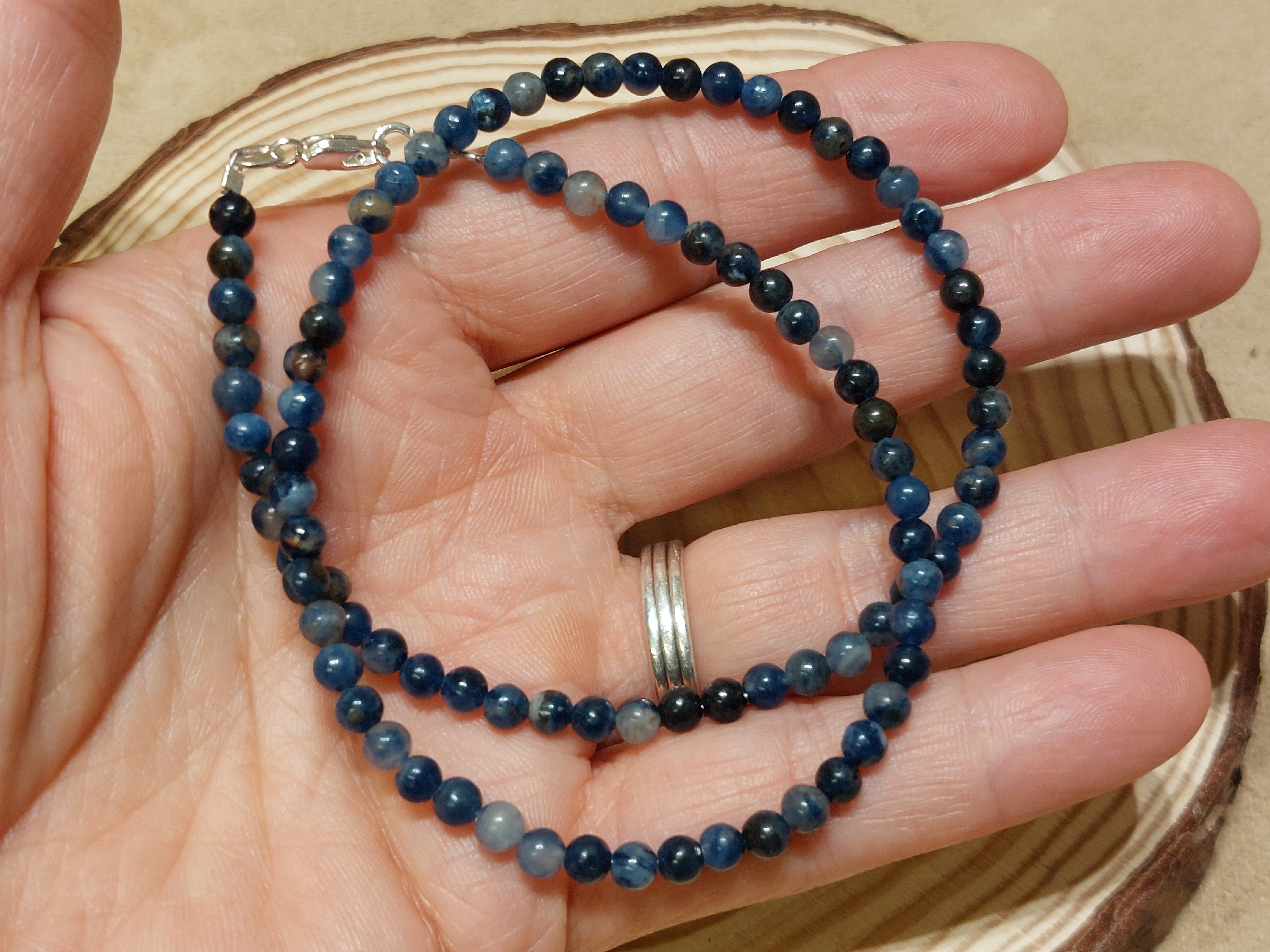 Sodaliet ketting