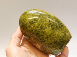 Groene opaal sculptuur