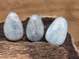 Aquamarijn hanger doorboord