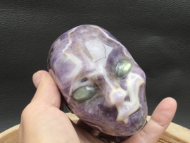 Amethist elfen being met labradoriet ogen