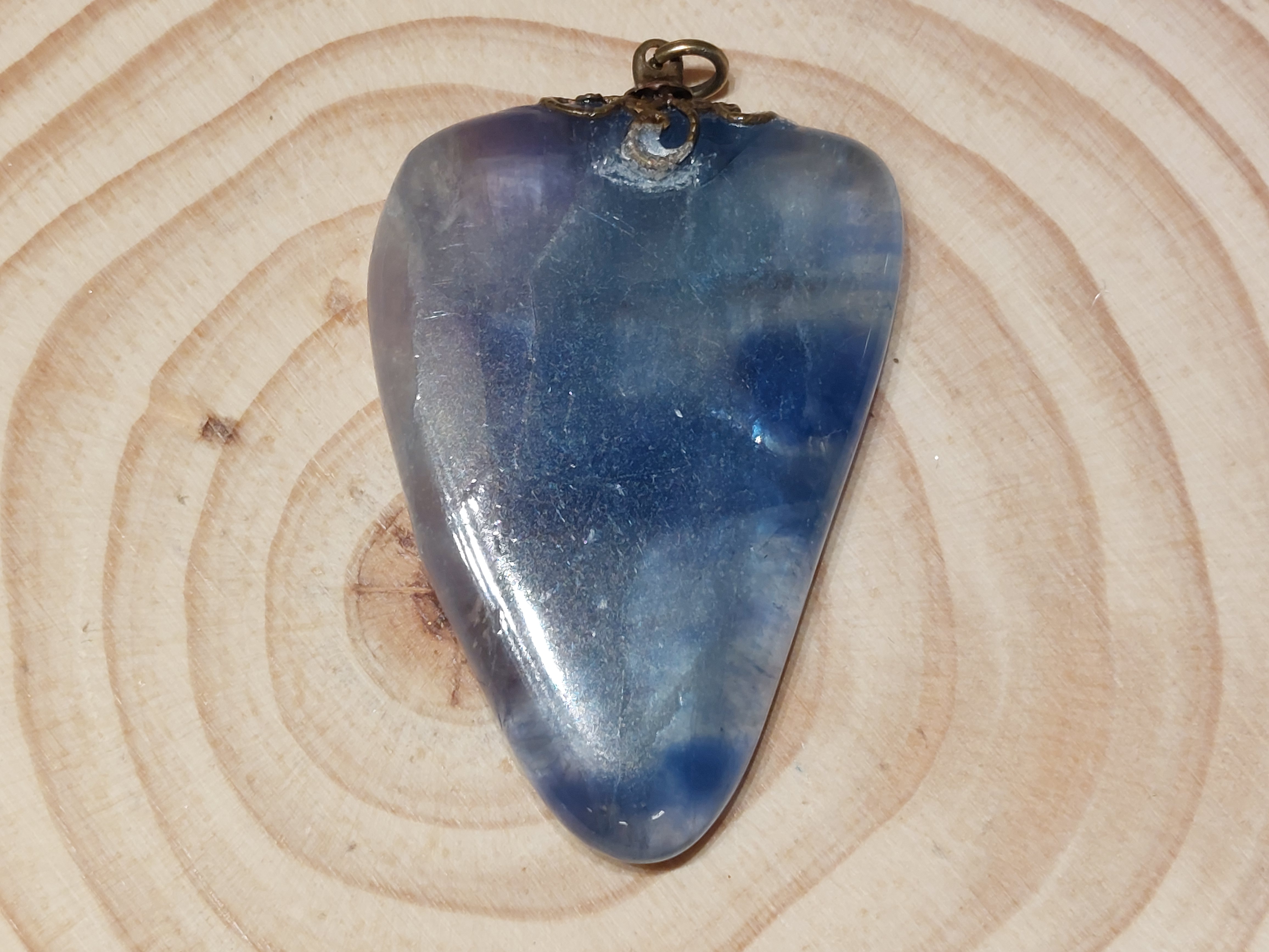 Blauwe fluoriet hanger