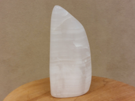 Mangano calciet sculptuur
