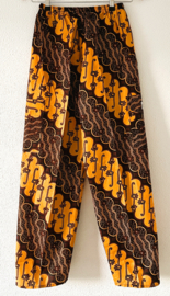 Authentieke Javaanse batik broek. Maat 134.