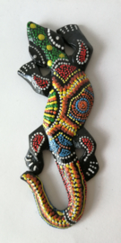 Gekko. Symbool van geluk. Gemaakt door de Balinese aboriginals. Laat hem tegen de muur opkruipen. 15 cm.