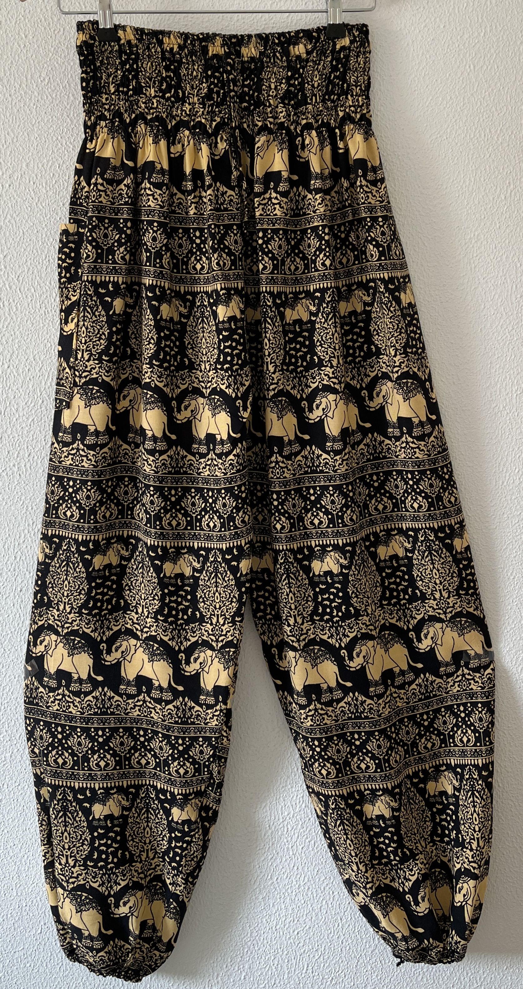 Bohemian broek olifant. Lange benen model.  Maat 42/44.