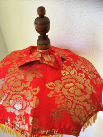 Bali parasol 60 cm rood. Diameter 47 cm. Op houten voet van palisander.